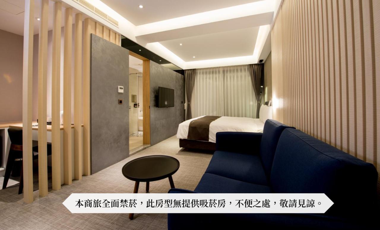 He-Jia Hotel Miaoli Exterior photo