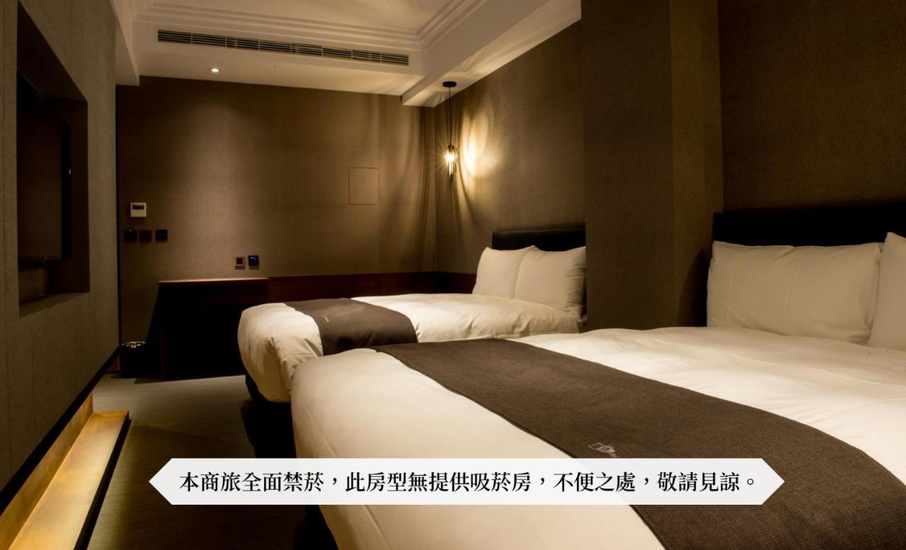 He-Jia Hotel Miaoli Exterior photo