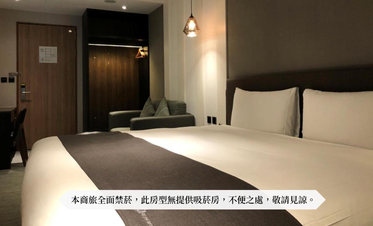 He-Jia Hotel Miaoli Exterior photo