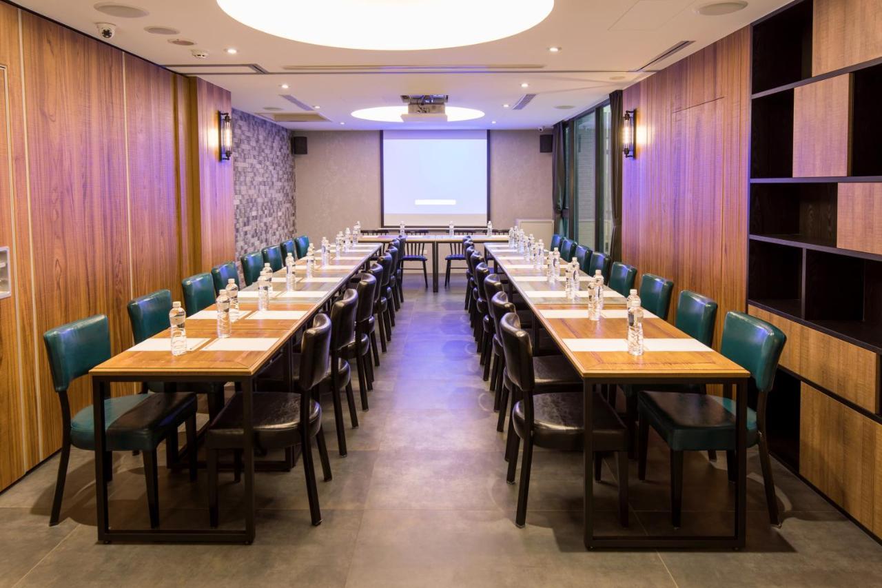 He-Jia Hotel Miaoli Exterior photo